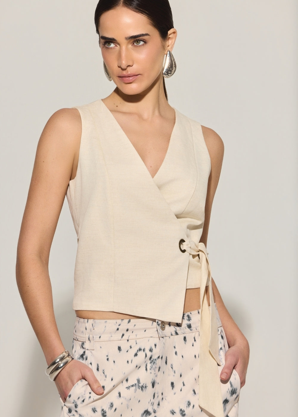 Blusa Linho Josiane Cru – Raizz