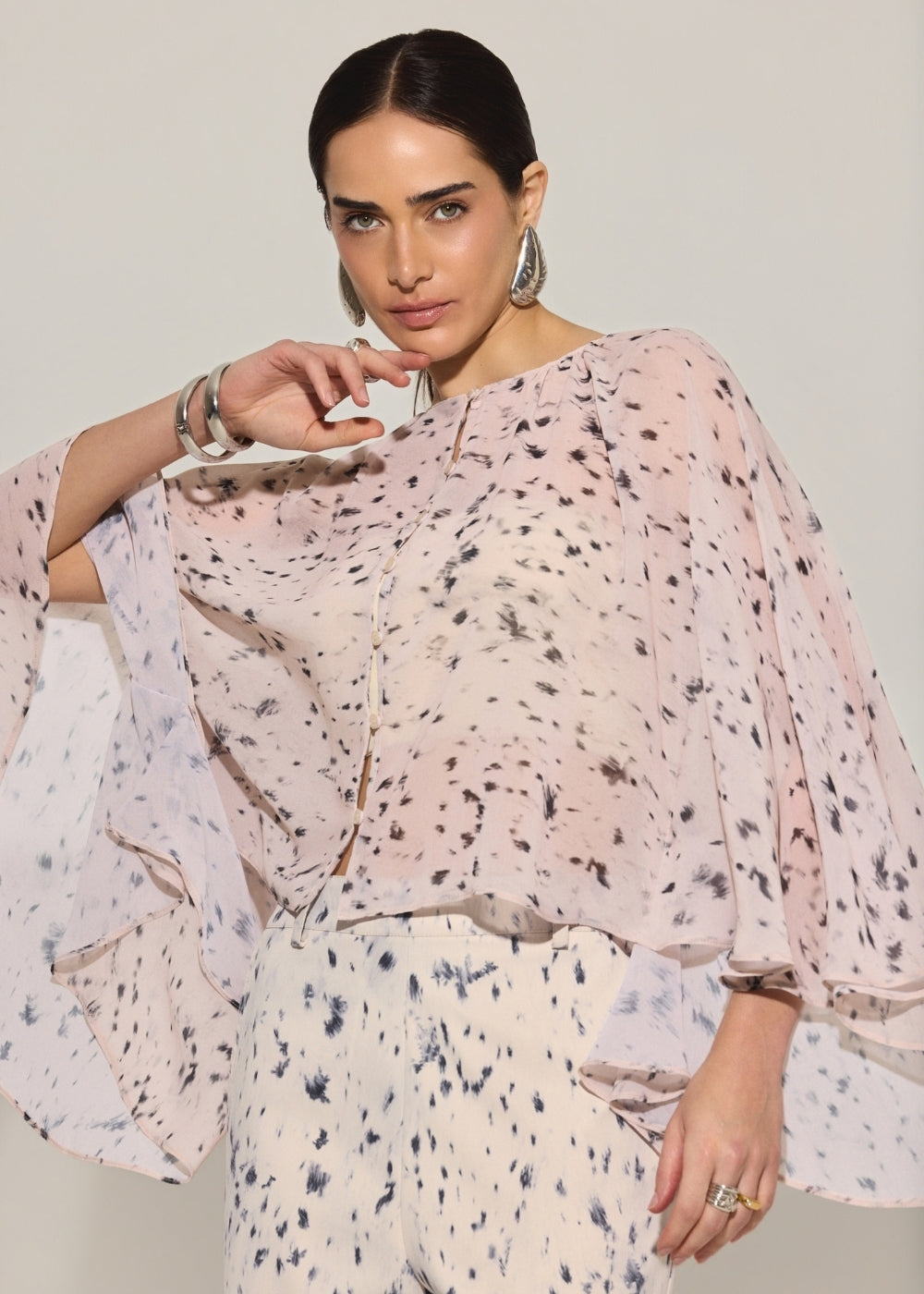 Blusa Chiffon Olívia Estampada – Raizz