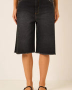 Bermuda pespontada em jeans preto Cheroy