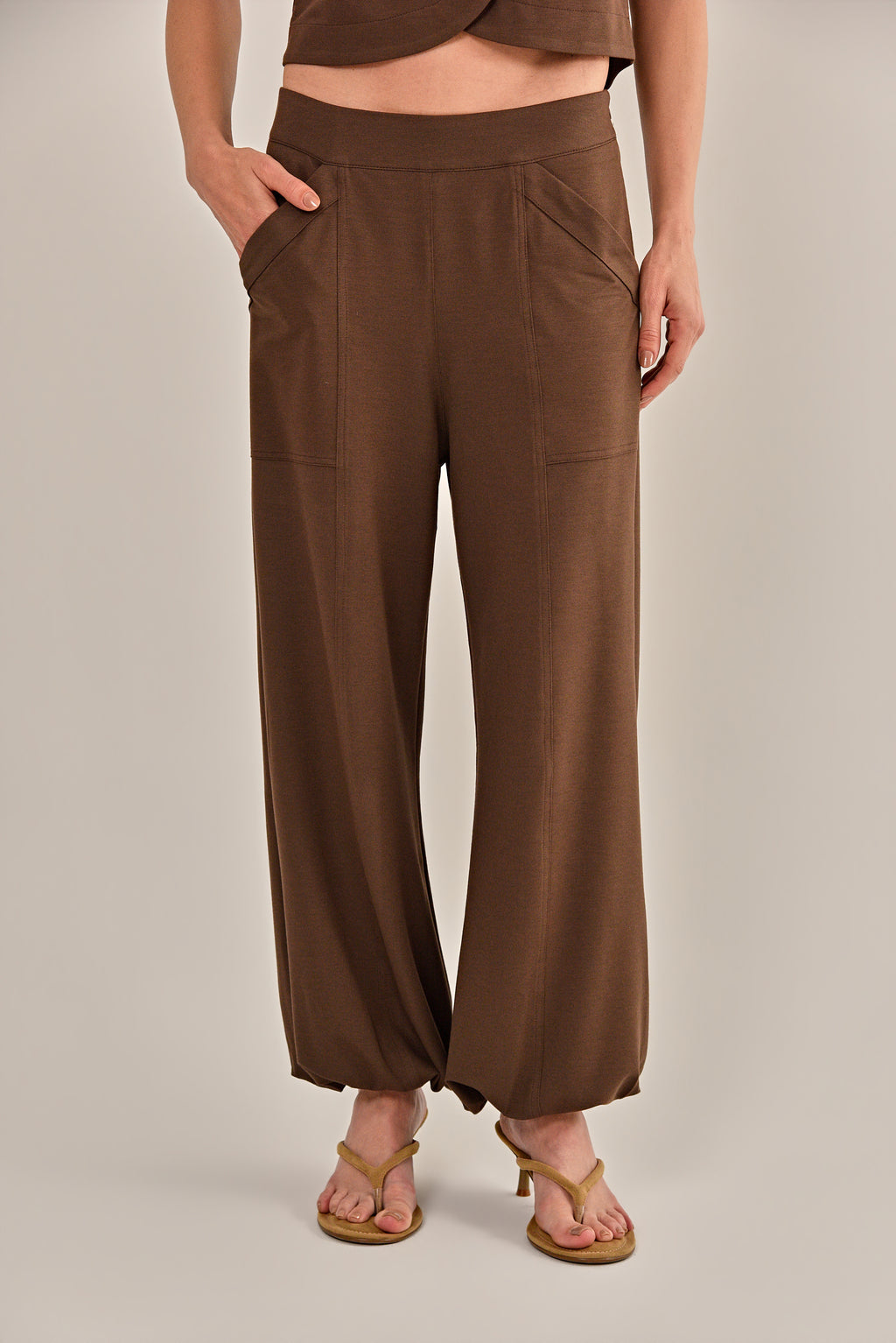 CALÇA GIOVANA MARROM