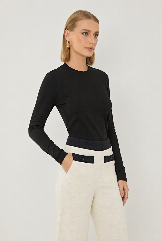 Camiseta Olimpo Preta, lateral