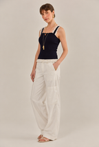 Blusa Lotta Tricô Marinho, lateral