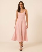 Vestido Midi em Techno Blend Blush em movimento